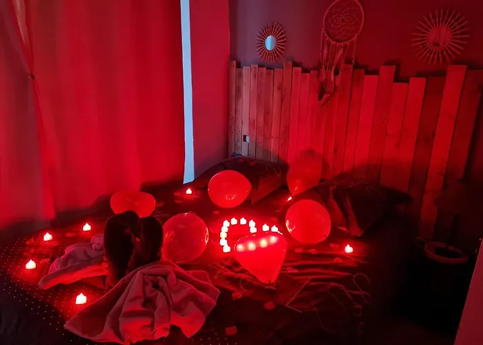 Appartement Dedie Au Bien Etre Avec Spa - Sauna Privatif - Escape Game Inclus Carcassone