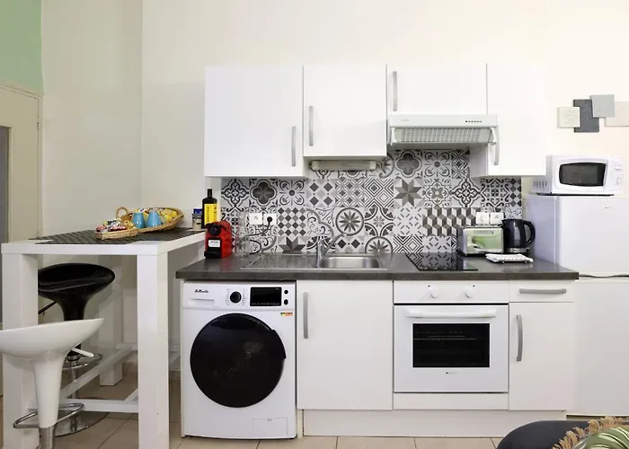 Appartement Dedie Au Bien Etre Avec Spa - Sauna Privatif - Escape Game Inclus Carcassone